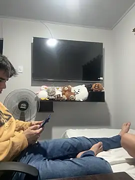 Alex and Fabian online show from December 21, 4:53 am