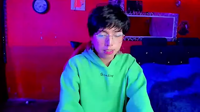 AnggelONfiree online show from March 9, 11:35 pm