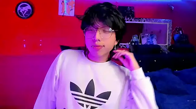 AnggelONfiree online show from December 19, 1:50 am