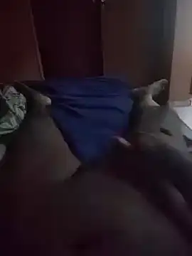 YourVendaboy012 online show from December 8, 3:43 am