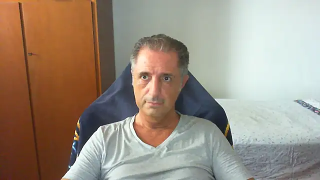 lliuk70mi online show from June 28, 2:56 pm