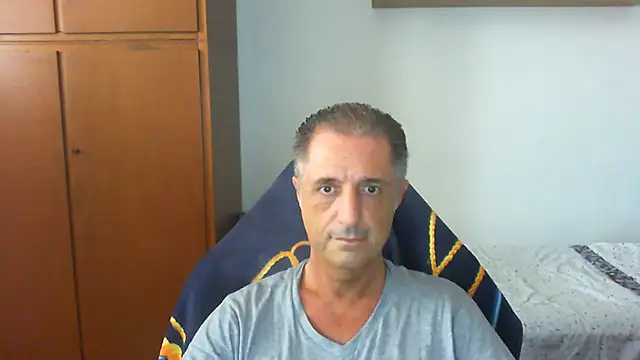 lliuk70mi online show from June 20, 12:10 pm