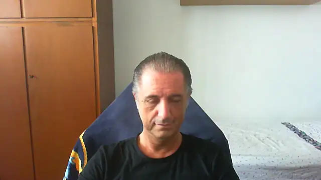 lliuk70mi online show from June 15, 12:41 pm