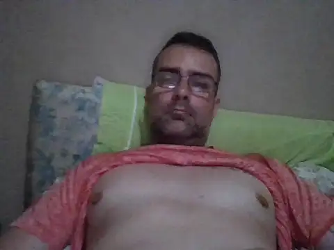 Snapshot of charlyporno22 chatting on February 28, 7:35 pm charlyporno22 online show from February 28, 7:35 pm