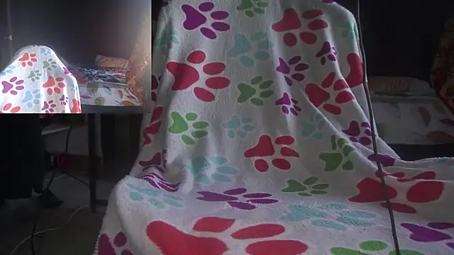 AXEL AG5 online show from April 22, 1:05 pm