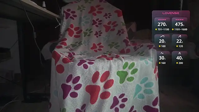 AXEL AG5 online show from April 18, 7:07 pm