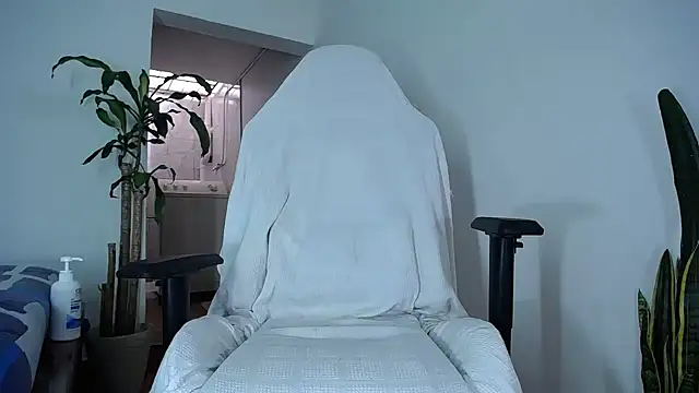 diamond black00 online show from December 19, 4:35 pm