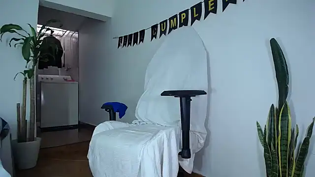 diamond black00 online show from December 23, 6:16 pm