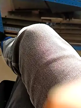 huzi518 online show from February 2, 6:56 am