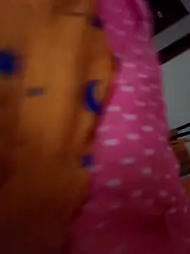 huzi518 online show from April 9, 9:26 am