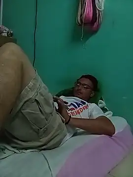 Andresguz35 online show from November 11, 6:18 am