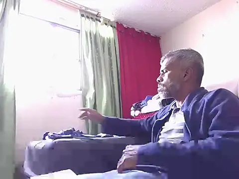 yourprivateproperty online show from December 16, 8:05 pm