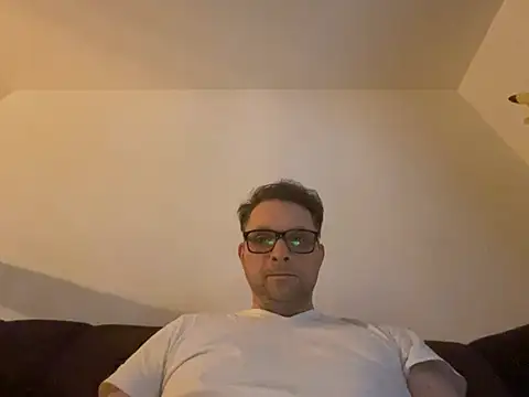 Perry devot online show from February 4, 6:38 pm