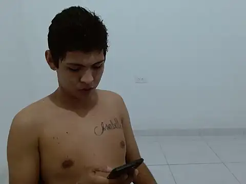 yuletxxx online show from February 22, 9:27 pm