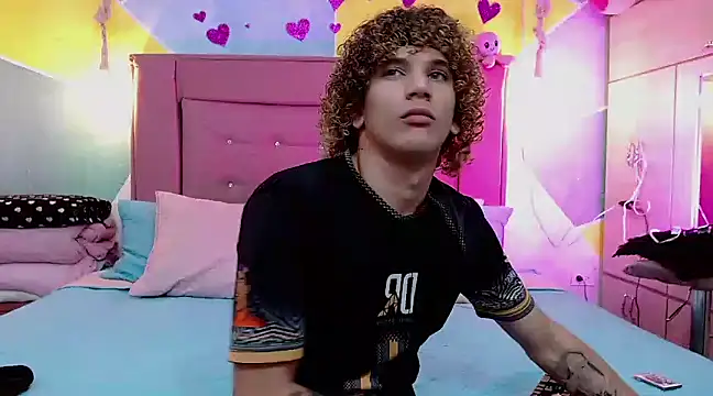 tylor boy online show from March 23, 3:10 am