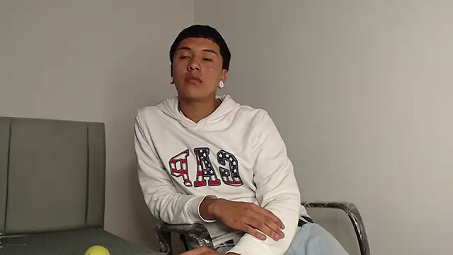 alex-lover online show from February 27, 4:13 am