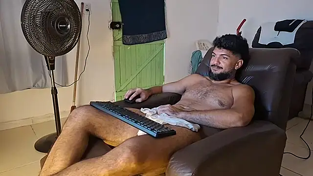 LUH133 online show from April 24, 8:22 pm