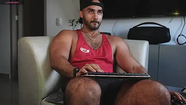 orion1993 online show from November 11, 9:09 pm