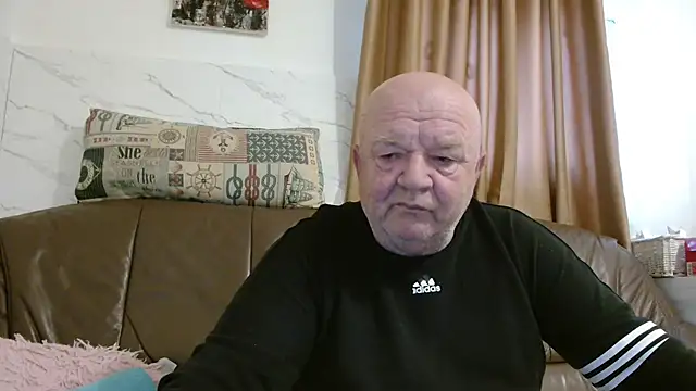 fullballs6 online show from March 30, 5:30 am