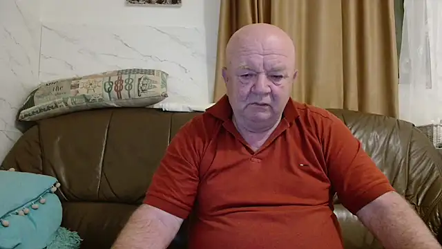 fullballs6 online show from April 13, 2:12 am