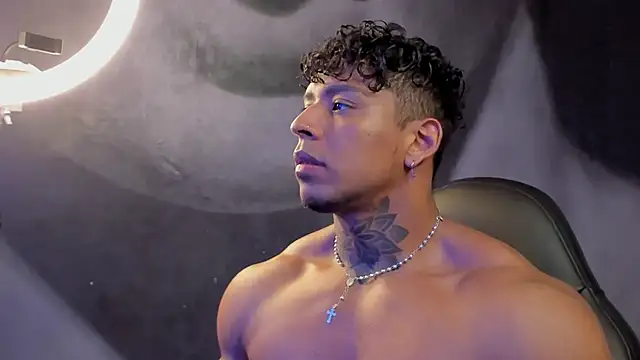 bradley smith online show from March 12, 3:18 pm