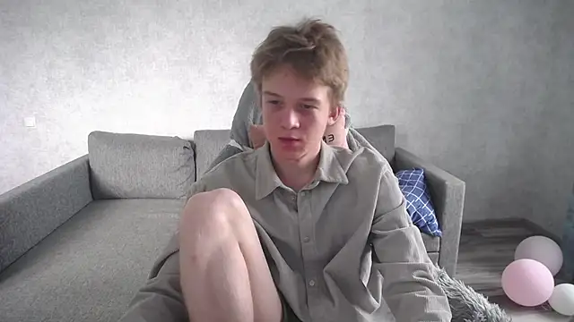 sweetserenity5 online show from April 17, 9:12 am