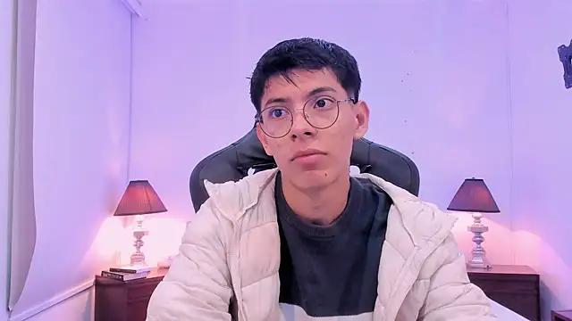 alexandersawyer online show from November 15, 12:51 pm