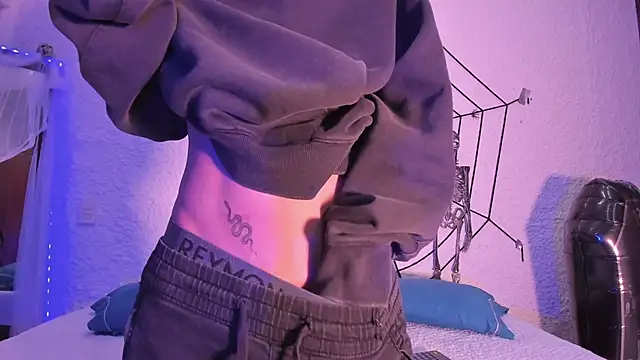 alexandersawyer online show from October 9, 4:50 am