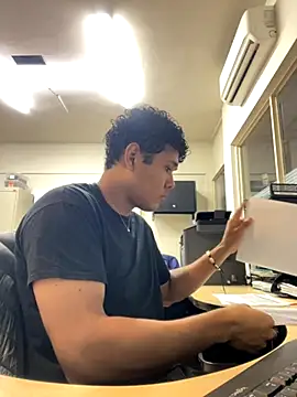Snapshot of Brencuz chatting on September 13, 4:41 pm Brencuz online show from September 13, 4:41 pm