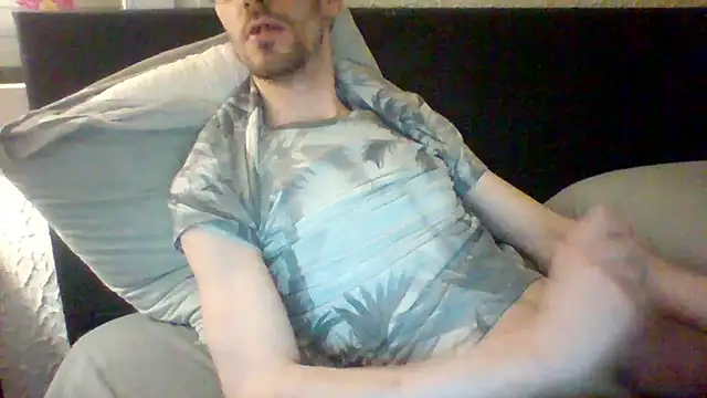 passif520 online show from March 13, 8:43 pm