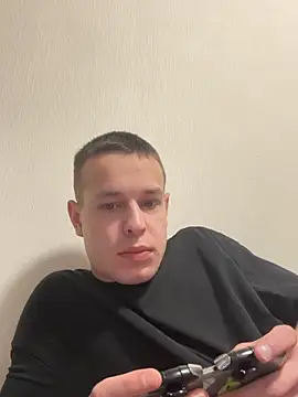 pretty roman online show from April 24, 3:58 pm