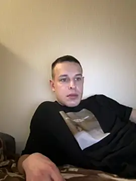 pretty roman online show from April 19, 6:43 pm