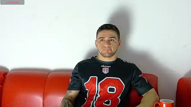 Sexy Alejandro  online show from February 7, 12:23 pm