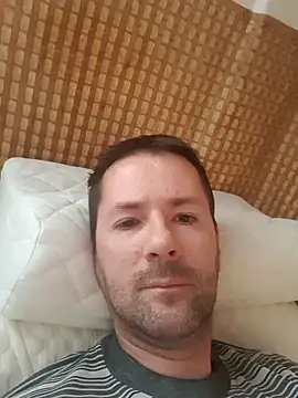 riskybusiness9090 online show from November 2, 6:39 am