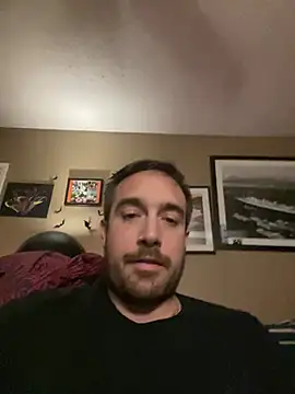 Snapshot of OCboi chatting on December 24, 3:05 am OCboi online show from December 24, 3:05 am
