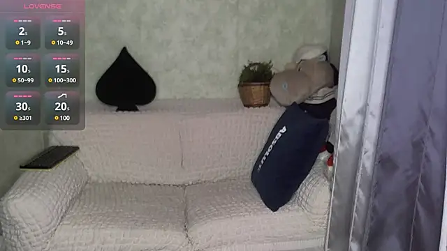 Snapshot of rossi_r chatting on December 30, 6:16 pm rossi r online show from December 30, 6:16 pm