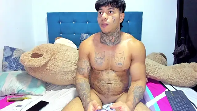 daamonxxx19 online show from March 3, 7:49 am