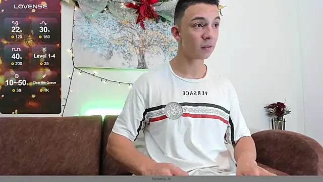 Snapshot of Samuel_Up chatting on December 26, 8:00 pm Samuel Up online show from December 26, 8:00 pm