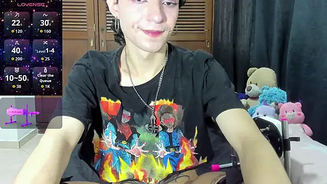 Snapshot of Bloody_lamb chatting on October 16, 6:05 pm Bloody lamb online show from October 16, 6:05 pm