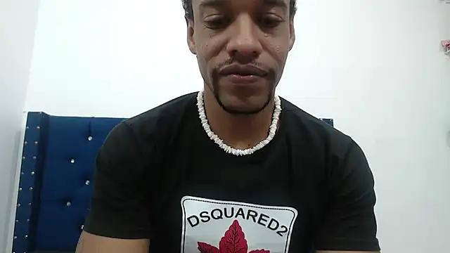 Snapshot of Salomon_koude chatting on March 8, 1:44 pm Salomon koude online show from March 8, 1:44 pm