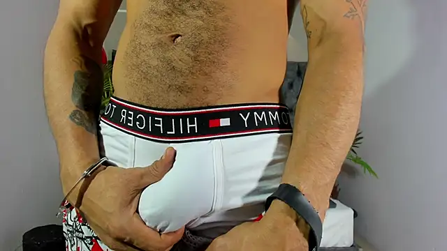 Salomon koude online show from April 19, 9:06 pm