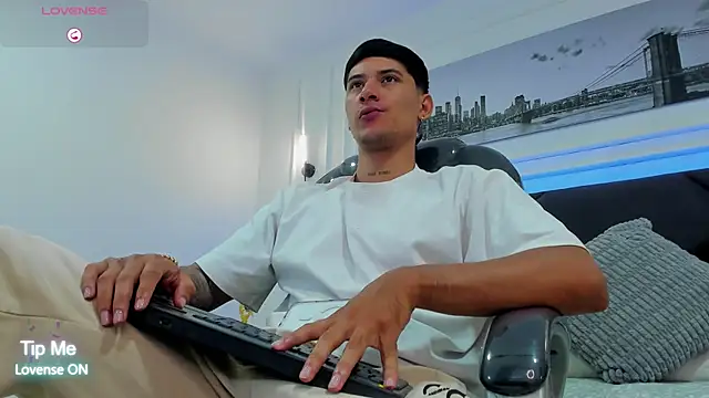 Damian23   online show from January 14, 12:32 pm