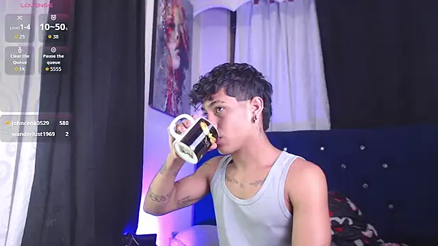 Sexys Boys Hot1 online show from March 21, 1:53 am