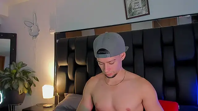 JadeSmiith  online show from September 11, 10:53 pm