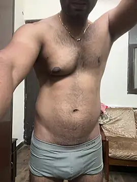 John desihunk online show from August 8, 10:11 am