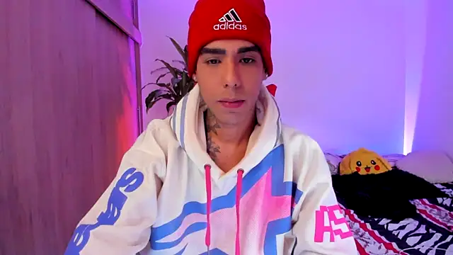 aldrinwhite online show from March 1, 7:13 pm