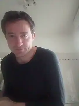 openlegsforyou online show from April 29, 6:07 am