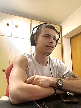 BigDickEnrg7195 online show from February 16, 9:16 pm