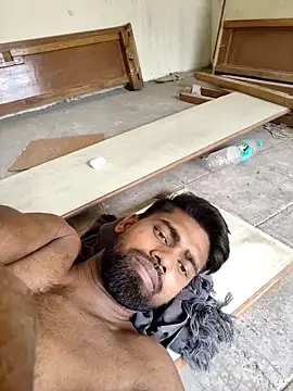 INDIANBOY7439 online show from May 26, 9:05 am