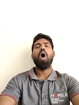 INDIANBOY7439 online show from May 12, 8:23 am